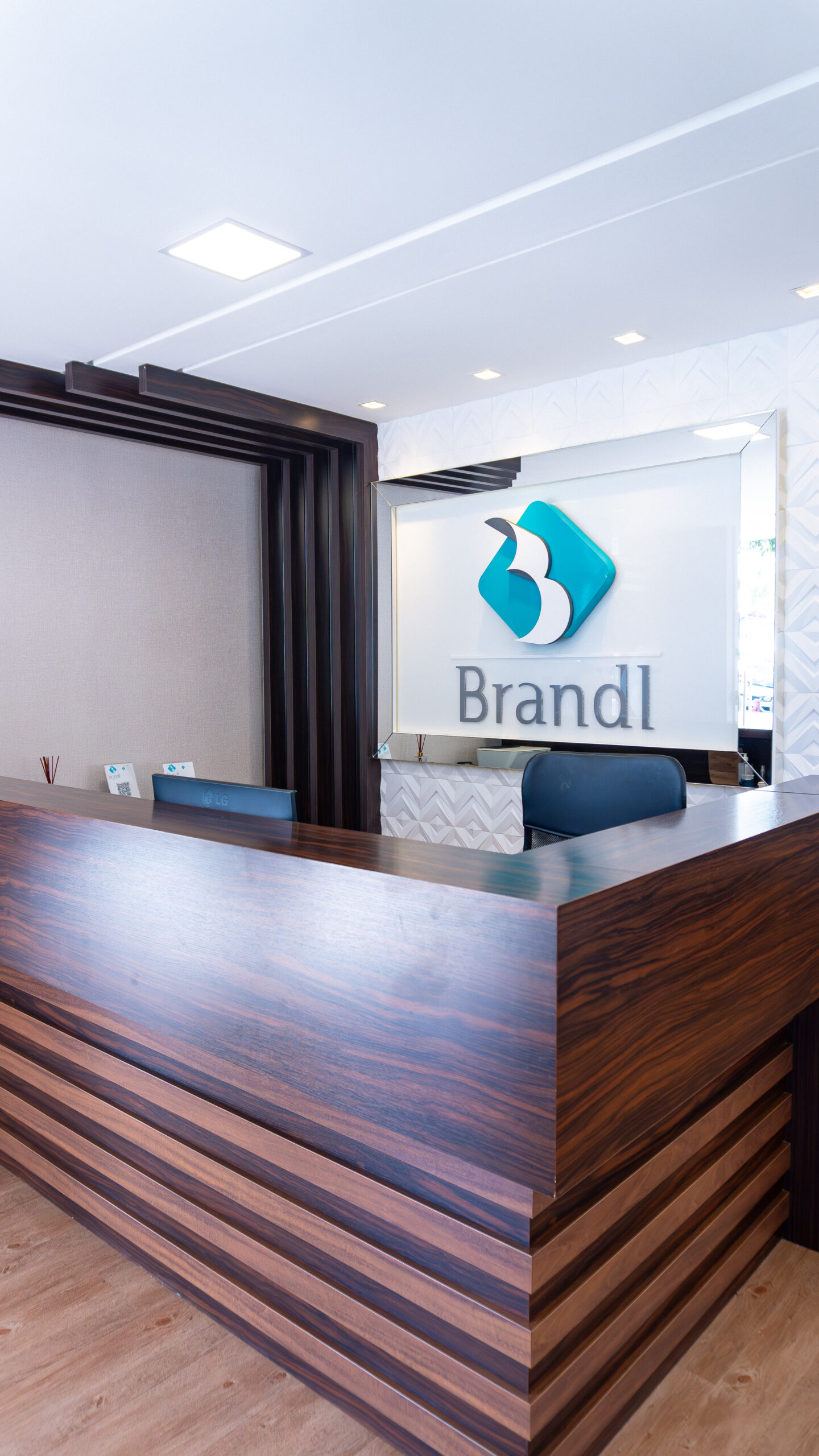 Recepção da Brandl Odontologia, no centro de Rio do Sul (SC)