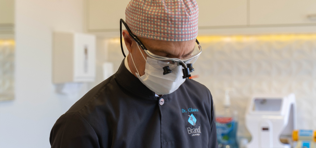 Dr. Glauco Fabrício Brandl, especialista em Prótese Dentária na Brandl Odontologia – foto 2